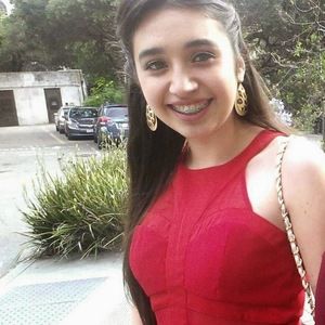 Meet your Posher, Roxana